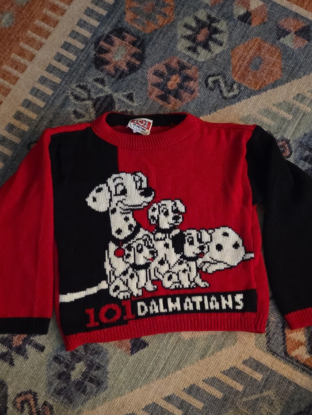 Disney Vintage 101 Dalmations Size 6 Sweater